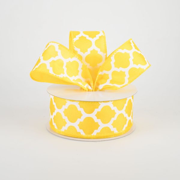 1.5  Satin Quatrefoil Lattice Ribbon: Yellow & White (10 Yards) For Sale