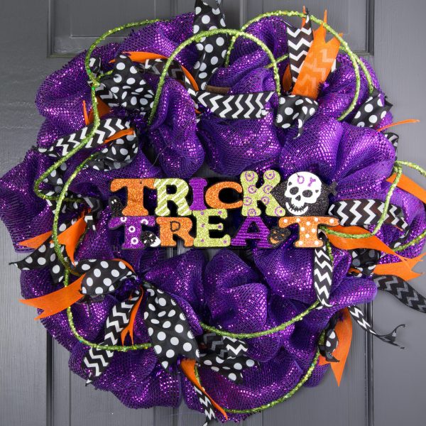 13  Halloween Trick or Treat Lettering Sign For Sale