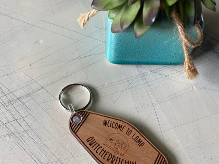 Welcome to Camp Quitcherbitchin - Wood Motel-style Keychain Fashion